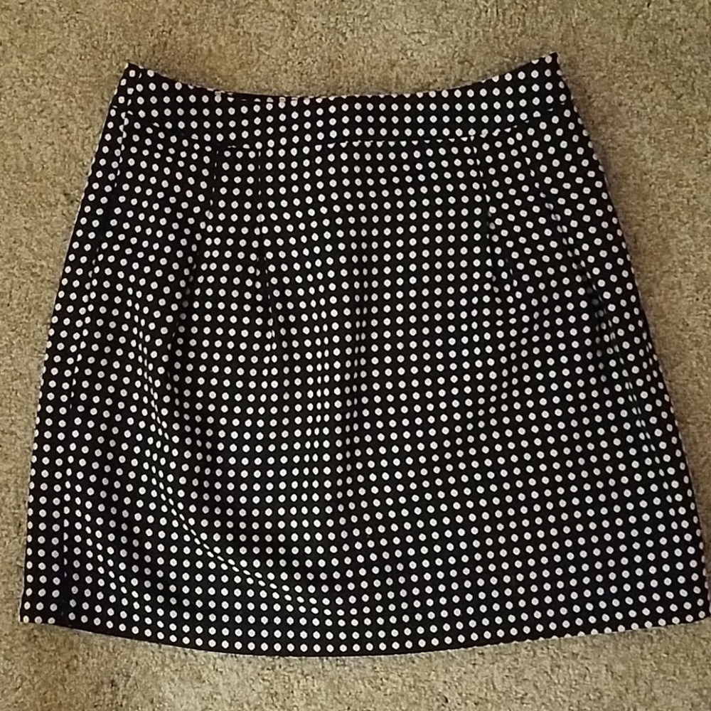 Black and white polkadot high waisted skirt